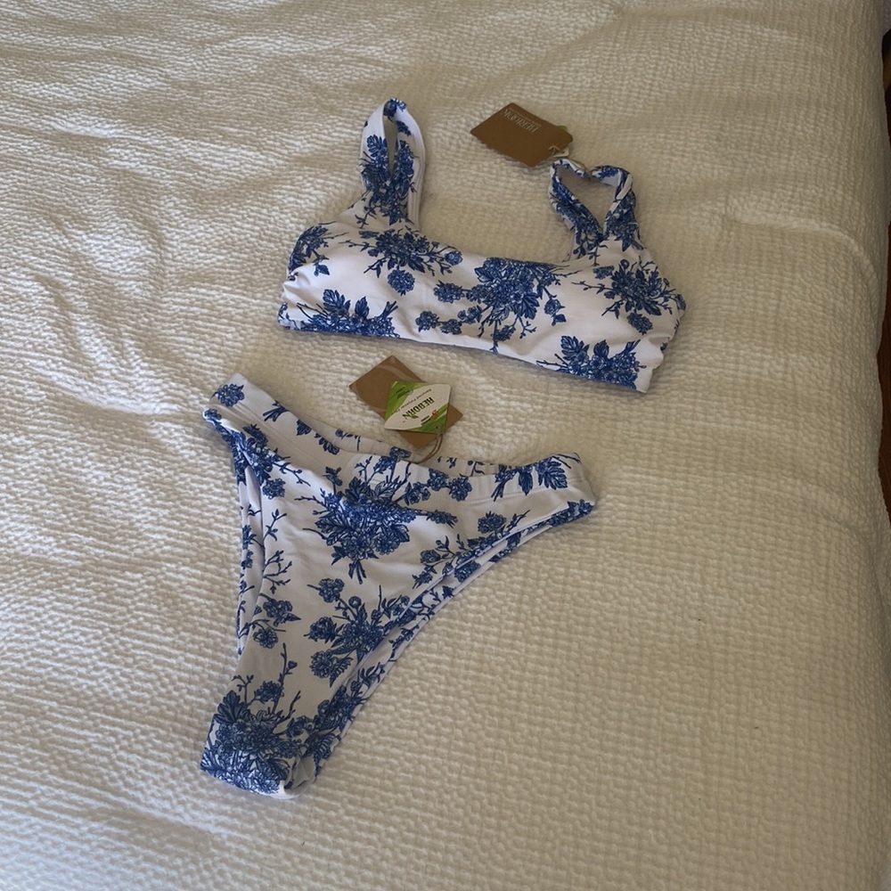 Berlook swim suit!